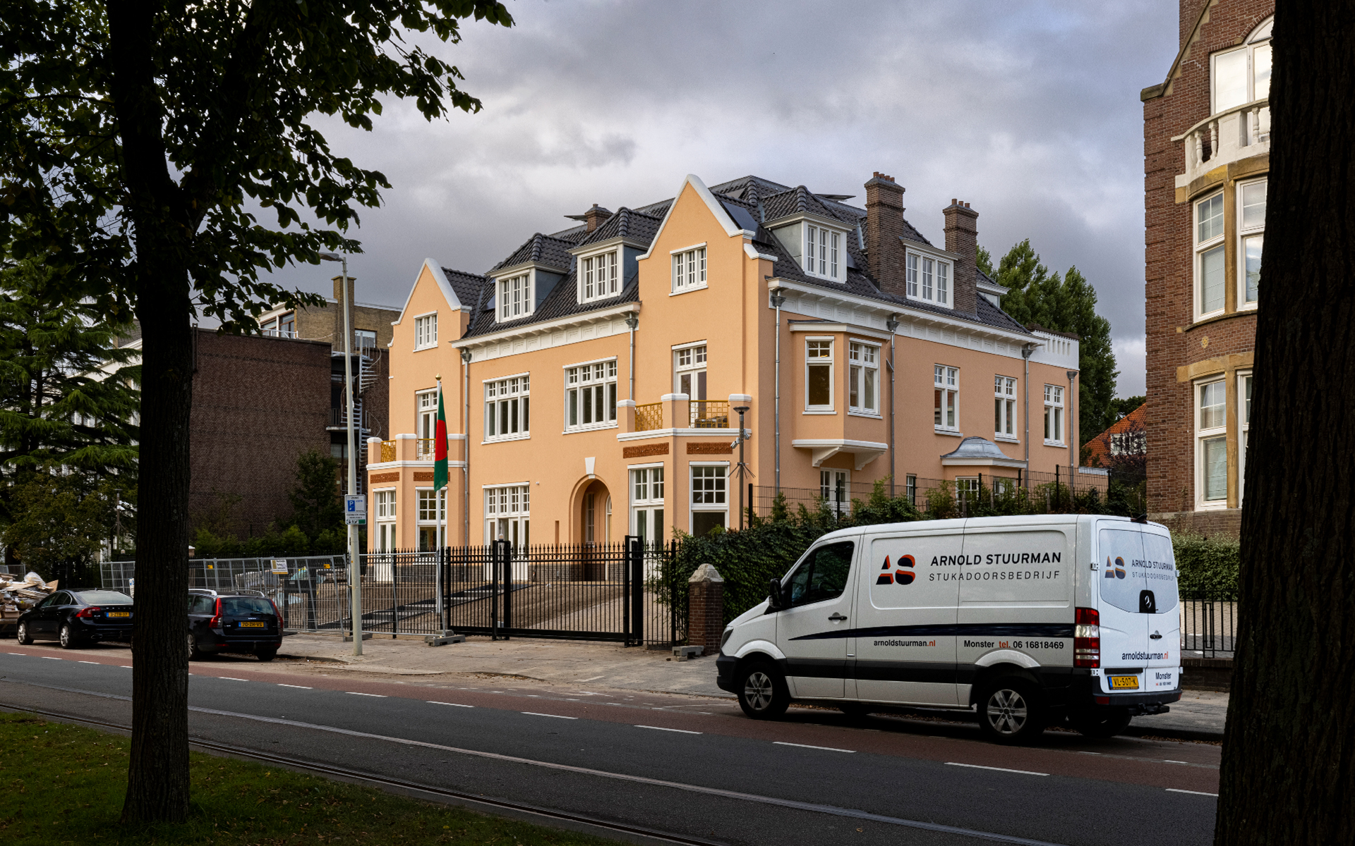 Buitengevel stadsvilla stukadoor Den Haag